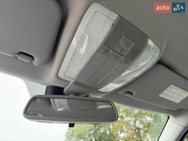 Черный Мерседес Ц-Класс, объемом двигателя 1.8 л и пробегом 201 тыс. км за 10999 $, фото 24 на Automoto.ua