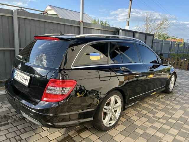 Чорний Мерседес Ц-Клас, об'ємом двигуна 2.1 л та пробігом 302 тис. км за 10000 $, фото 2 на Automoto.ua