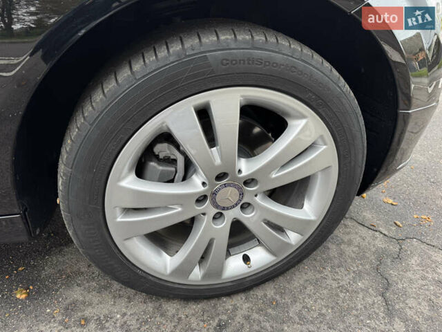 Черный Мерседес Ц-Класс, объемом двигателя 1.8 л и пробегом 201 тыс. км за 10999 $, фото 9 на Automoto.ua