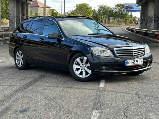 Чорний Мерседес Ц-Клас, об'ємом двигуна 2.1 л та пробігом 280 тис. км за 8600 $, фото 2 на Automoto.ua