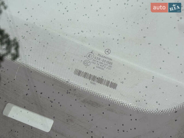 Черный Мерседес Ц-Класс, объемом двигателя 1.8 л и пробегом 201 тыс. км за 10999 $, фото 13 на Automoto.ua