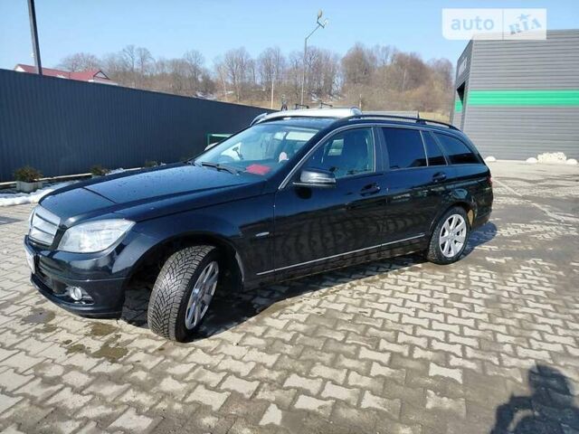 Черный Мерседес Ц-Класс, объемом двигателя 2.2 л и пробегом 176 тыс. км за 8900 $, фото 1 на Automoto.ua