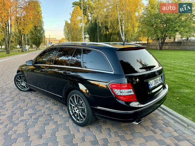 Чорний Мерседес Ц-Клас, об'ємом двигуна 2.2 л та пробігом 295 тис. км за 10200 $, фото 2 на Automoto.ua
