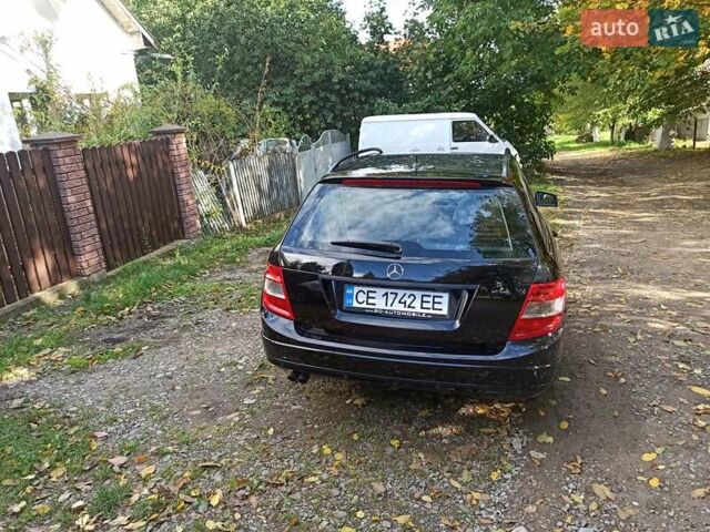 Чорний Мерседес Ц-Клас, об'ємом двигуна 2.1 л та пробігом 313 тис. км за 9100 $, фото 3 на Automoto.ua