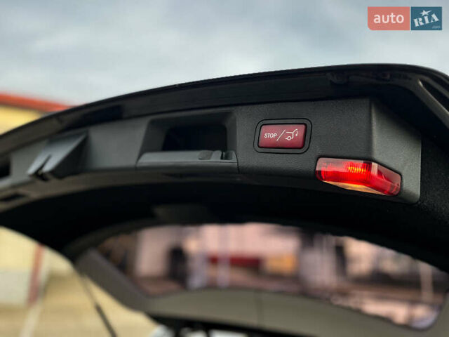 Чорний Мерседес Ц-Клас, об'ємом двигуна 2.14 л та пробігом 333 тис. км за 10650 $, фото 26 на Automoto.ua