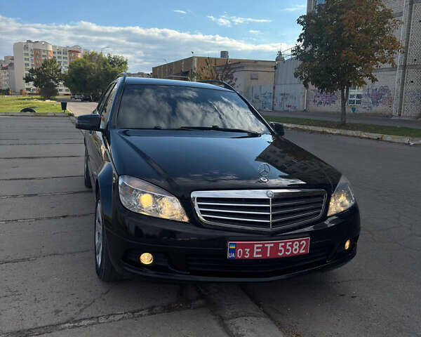 Черный Мерседес Ц-Класс, объемом двигателя 1.8 л и пробегом 132 тыс. км за 9900 $, фото 6 на Automoto.ua