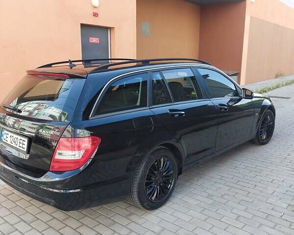 Черный Мерседес Ц-Класс, объемом двигателя 2.14 л и пробегом 300 тыс. км за 9000 $, фото 3 на Automoto.ua