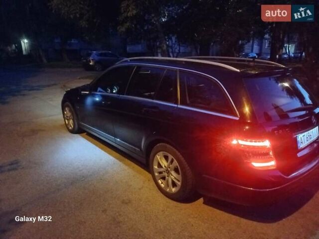 Черный Мерседес Ц-Класс, объемом двигателя 2.14 л и пробегом 328 тыс. км за 10500 $, фото 9 на Automoto.ua