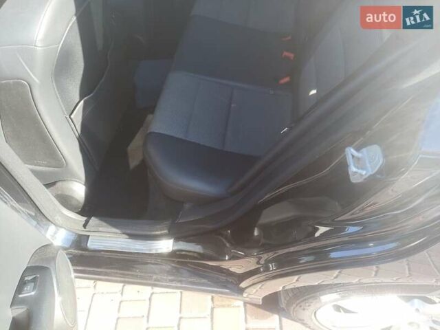 Черный Мерседес Ц-Класс, объемом двигателя 2.15 л и пробегом 365 тыс. км за 8650 $, фото 27 на Automoto.ua