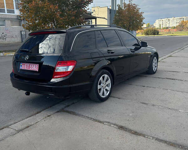 Черный Мерседес Ц-Класс, объемом двигателя 1.8 л и пробегом 132 тыс. км за 9900 $, фото 11 на Automoto.ua