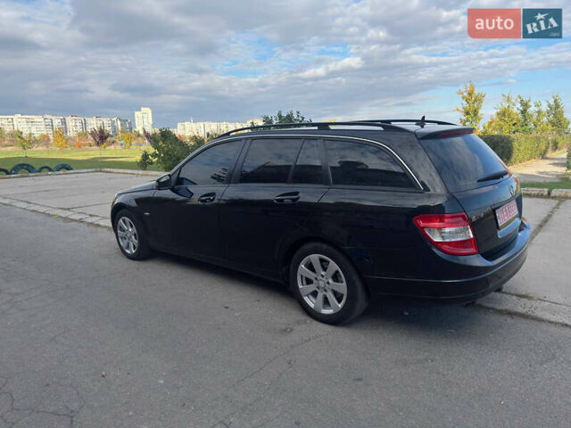 Черный Мерседес Ц-Класс, объемом двигателя 1.8 л и пробегом 132 тыс. км за 9900 $, фото 24 на Automoto.ua