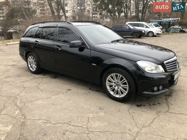 Черный Мерседес Ц-Класс, объемом двигателя 2.1 л и пробегом 242 тыс. км за 12000 $, фото 5 на Automoto.ua