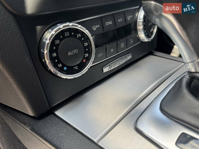 Черный Мерседес Ц-Класс, объемом двигателя 2.2 л и пробегом 289 тыс. км за 9900 $, фото 34 на Automoto.ua