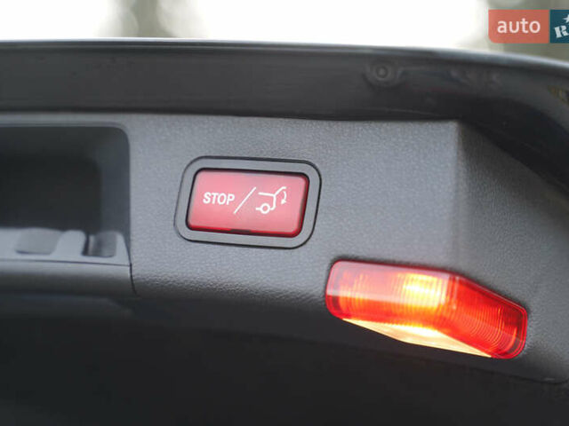 Черный Мерседес Ц-Класс, объемом двигателя 2.2 л и пробегом 357 тыс. км за 11250 $, фото 33 на Automoto.ua