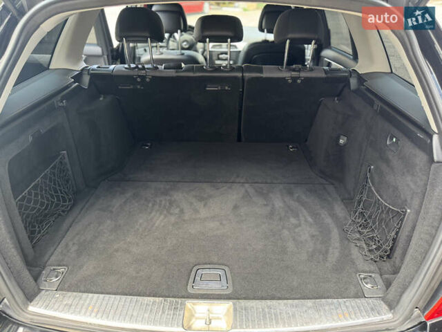 Черный Мерседес Ц-Класс, объемом двигателя 2.2 л и пробегом 289 тыс. км за 9900 $, фото 60 на Automoto.ua