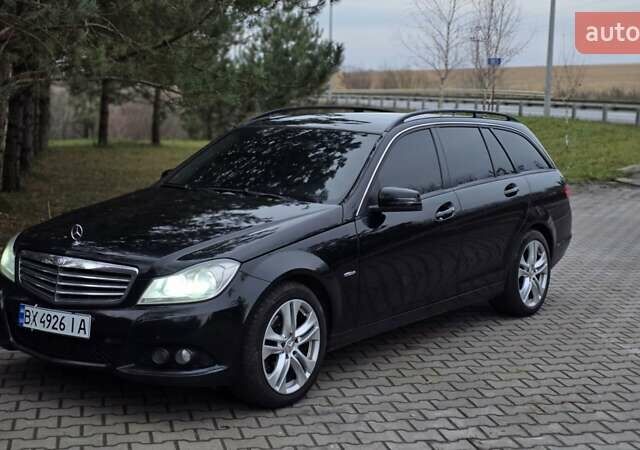 Чорний Мерседес Ц-Клас, об'ємом двигуна 2.14 л та пробігом 260 тис. км за 9700 $, фото 10 на Automoto.ua