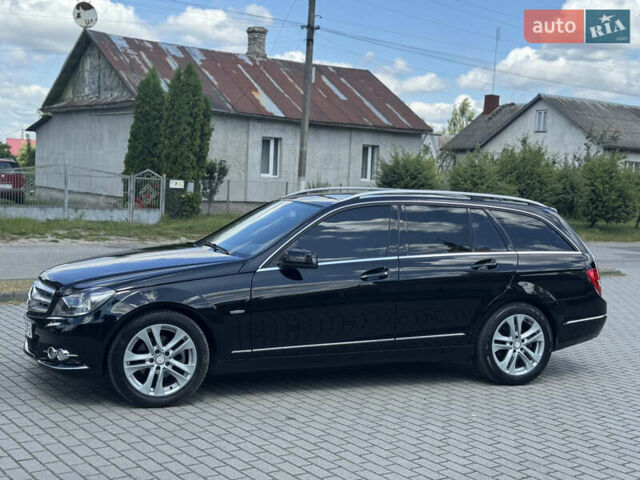Чорний Мерседес Ц-Клас, об'ємом двигуна 2.2 л та пробігом 289 тис. км за 10950 $, фото 15 на Automoto.ua