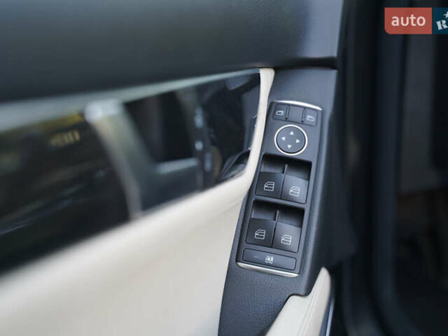 Черный Мерседес Ц-Класс, объемом двигателя 2.2 л и пробегом 357 тыс. км за 11250 $, фото 41 на Automoto.ua