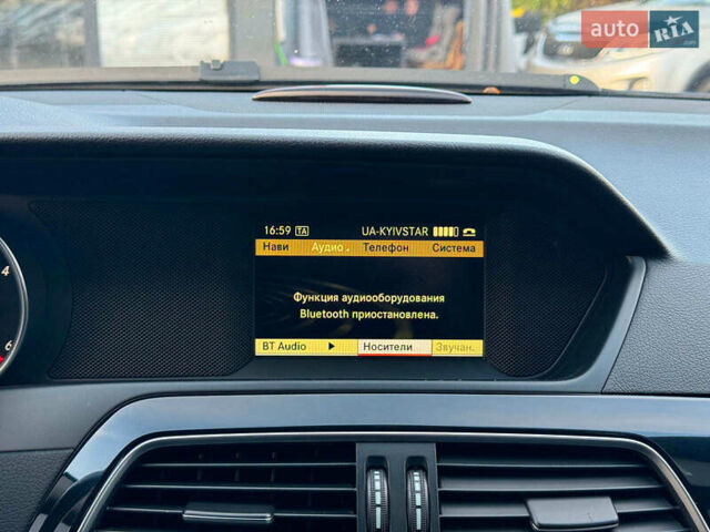 Чорний Мерседес Ц-Клас, об'ємом двигуна 2.2 л та пробігом 240 тис. км за 10000 $, фото 26 на Automoto.ua