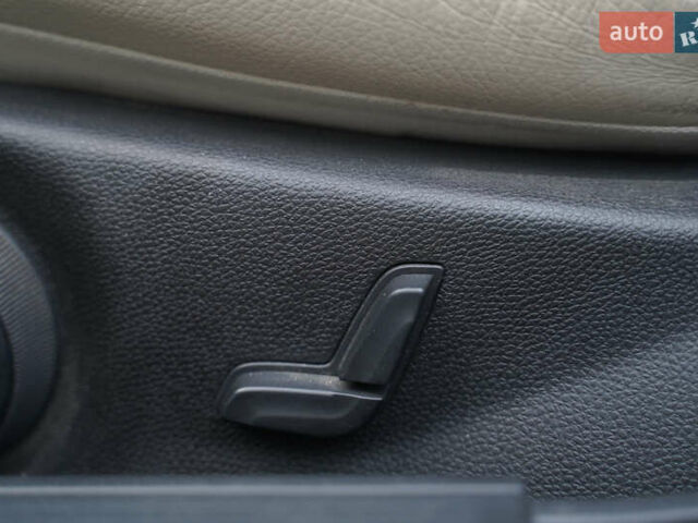 Черный Мерседес Ц-Класс, объемом двигателя 2.2 л и пробегом 357 тыс. км за 11250 $, фото 42 на Automoto.ua