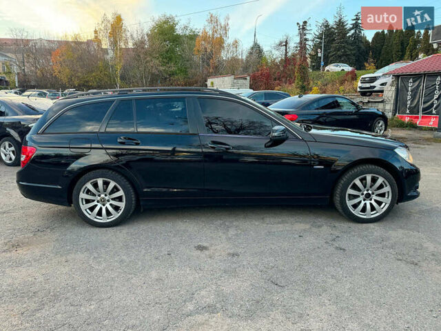 Чорний Мерседес Ц-Клас, об'ємом двигуна 2.2 л та пробігом 240 тис. км за 10000 $, фото 4 на Automoto.ua