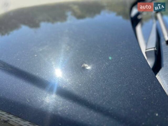 Черный Мерседес Ц-Класс, объемом двигателя 2.1 л и пробегом 357 тыс. км за 9999 $, фото 9 на Automoto.ua