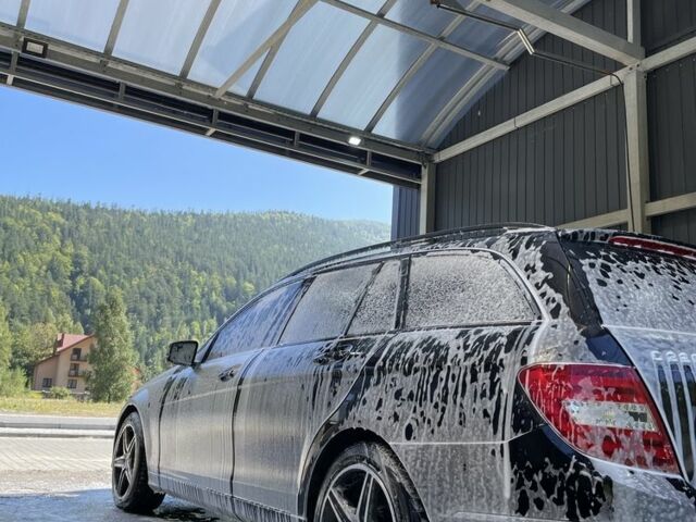 Чорний Мерседес Ц-Клас, об'ємом двигуна 2.1 л та пробігом 320 тис. км за 9500 $, фото 5 на Automoto.ua