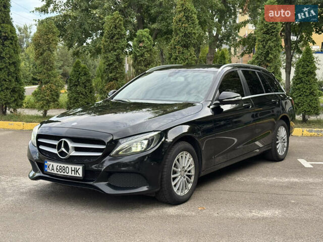 Чорний Мерседес Ц-Клас, об'ємом двигуна 1.6 л та пробігом 337 тис. км за 11500 $, фото 1 на Automoto.ua