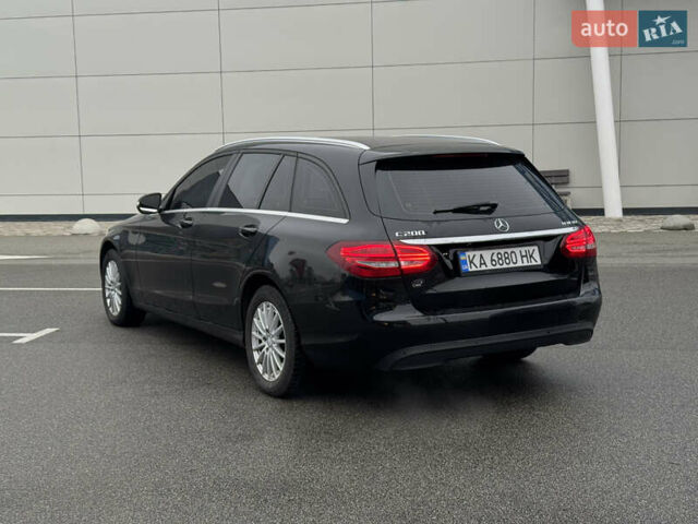 Чорний Мерседес Ц-Клас, об'ємом двигуна 1.6 л та пробігом 337 тис. км за 11500 $, фото 6 на Automoto.ua