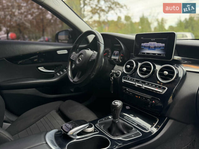 Чорний Мерседес Ц-Клас, об'ємом двигуна 1.6 л та пробігом 337 тис. км за 11500 $, фото 20 на Automoto.ua