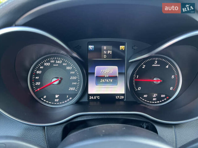 Чорний Мерседес Ц-Клас, об'ємом двигуна 2.2 л та пробігом 248 тис. км за 18000 $, фото 21 на Automoto.ua