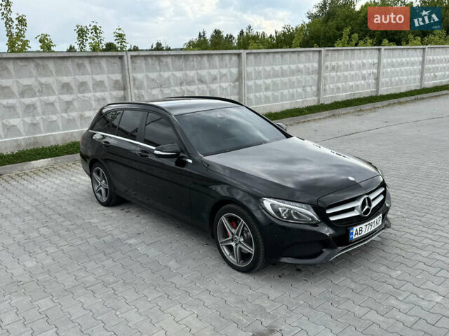 Чорний Мерседес Ц-Клас, об'ємом двигуна 2.14 л та пробігом 352 тис. км за 15000 $, фото 7 на Automoto.ua