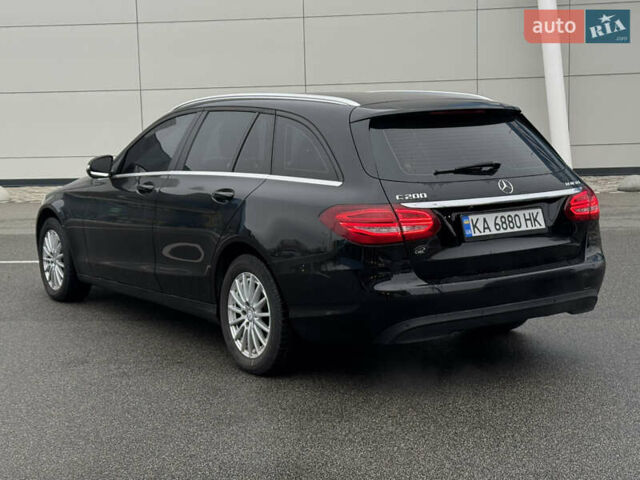 Черный Мерседес Ц-Класс, объемом двигателя 1.6 л и пробегом 337 тыс. км за 10500 $, фото 4 на Automoto.ua
