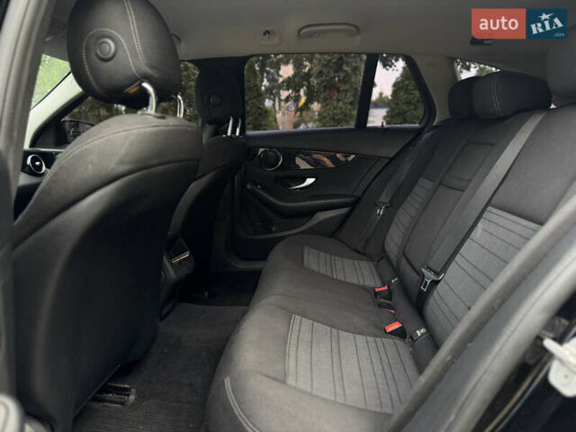 Чорний Мерседес Ц-Клас, об'ємом двигуна 1.6 л та пробігом 337 тис. км за 11500 $, фото 7 на Automoto.ua