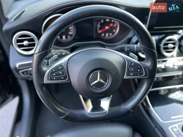 Чорний Мерседес Ц-Клас, об'ємом двигуна 2.2 л та пробігом 248 тис. км за 18000 $, фото 17 на Automoto.ua