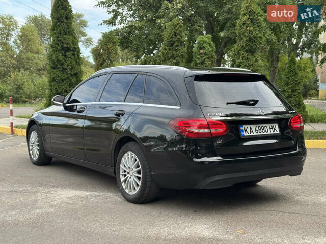 Чорний Мерседес Ц-Клас, об'ємом двигуна 1.6 л та пробігом 337 тис. км за 11500 $, фото 3 на Automoto.ua