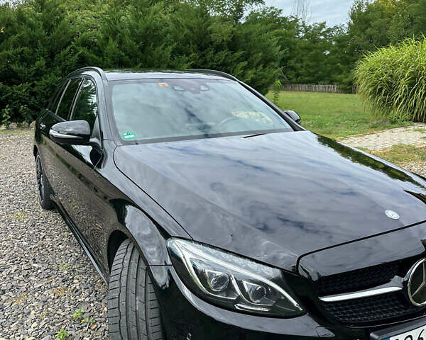 Чорний Мерседес Ц-Клас, об'ємом двигуна 2.14 л та пробігом 244 тис. км за 19999 $, фото 2 на Automoto.ua