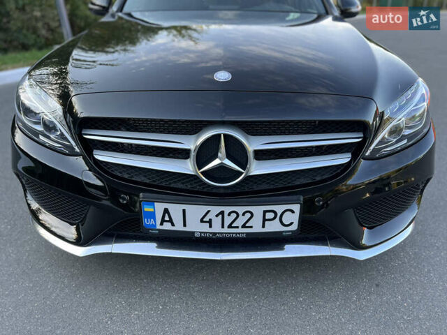 Чорний Мерседес Ц-Клас, об'ємом двигуна 2.2 л та пробігом 248 тис. км за 18000 $, фото 5 на Automoto.ua