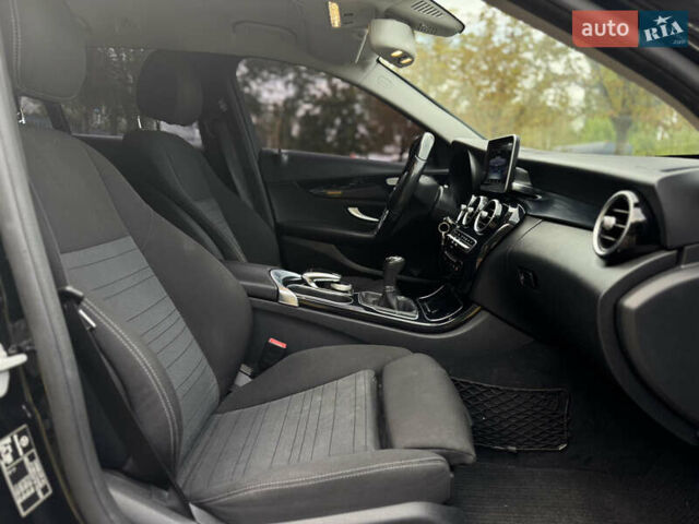 Чорний Мерседес Ц-Клас, об'ємом двигуна 1.6 л та пробігом 337 тис. км за 11500 $, фото 9 на Automoto.ua