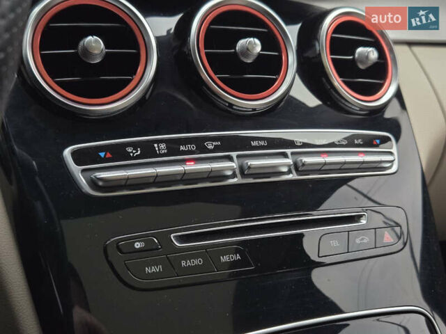 Черный Мерседес Ц-Класс, объемом двигателя 2.2 л и пробегом 93 тыс. км за 21000 $, фото 23 на Automoto.ua