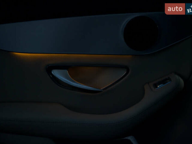 Черный Мерседес Ц-Класс, объемом двигателя 2.14 л и пробегом 92 тыс. км за 24999 $, фото 16 на Automoto.ua