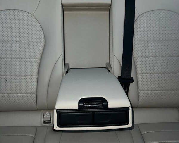 Черный Мерседес Ц-Класс, объемом двигателя 2.14 л и пробегом 92 тыс. км за 24999 $, фото 17 на Automoto.ua