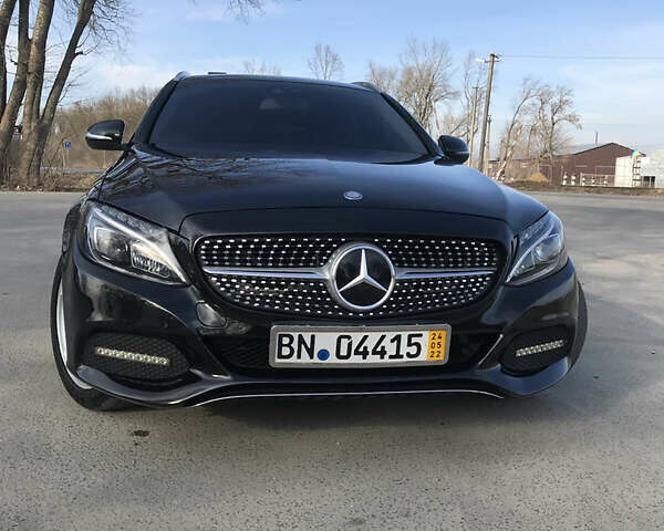 Черный Мерседес Ц-Класс, объемом двигателя 2.1 л и пробегом 207 тыс. км за 16800 $, фото 2 на Automoto.ua