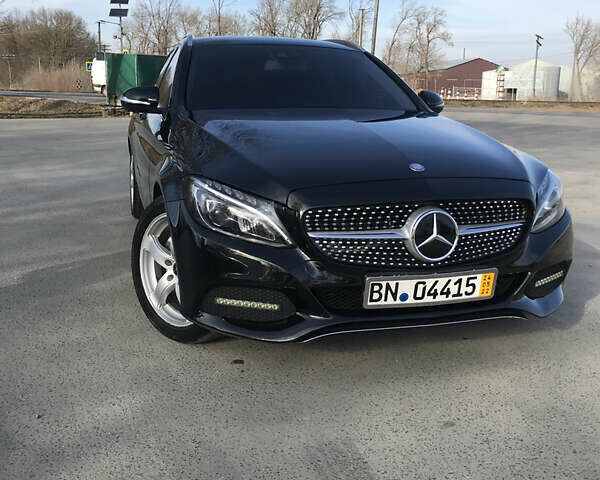 Черный Мерседес Ц-Класс, объемом двигателя 2.1 л и пробегом 207 тыс. км за 16800 $, фото 12 на Automoto.ua