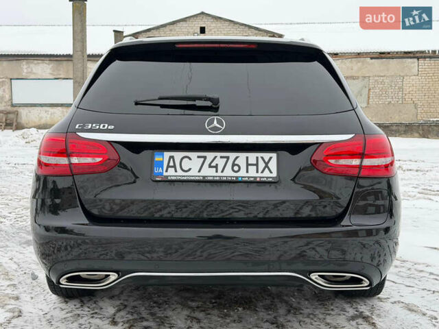 Черный Мерседес Ц-Класс, объемом двигателя 2 л и пробегом 111 тыс. км за 23500 $, фото 11 на Automoto.ua