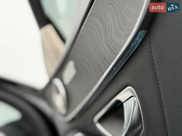 Черный Мерседес Ц-Класс, объемом двигателя 1.99 л и пробегом 108 тыс. км за 23500 $, фото 42 на Automoto.ua