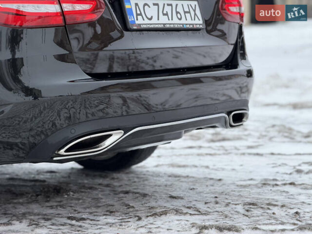 Черный Мерседес Ц-Класс, объемом двигателя 1.99 л и пробегом 108 тыс. км за 23500 $, фото 56 на Automoto.ua