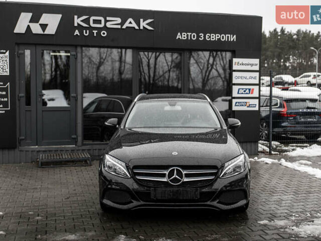 Чорний Мерседес Ц-Клас, об'ємом двигуна 2.2 л та пробігом 241 тис. км за 18900 $, фото 5 на Automoto.ua