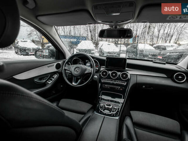 Чорний Мерседес Ц-Клас, об'ємом двигуна 2.2 л та пробігом 241 тис. км за 18900 $, фото 18 на Automoto.ua