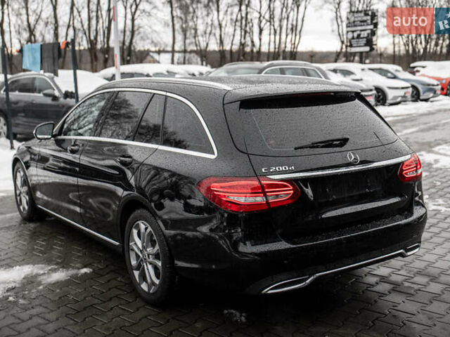 Чорний Мерседес Ц-Клас, об'ємом двигуна 2.2 л та пробігом 241 тис. км за 18900 $, фото 8 на Automoto.ua